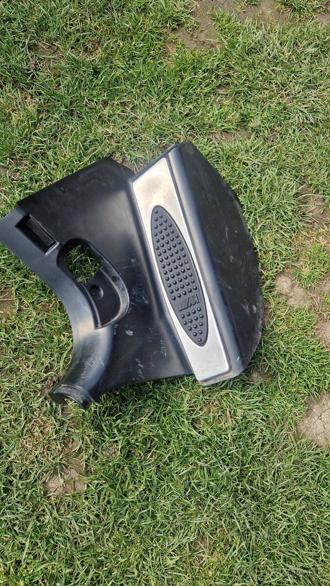 E46 mpaket nášlap/footrest - 2