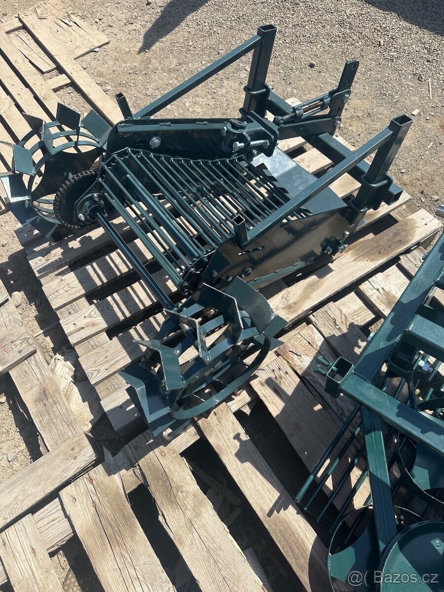 Vyorávač brambor , vyoravac zemiakov - 2