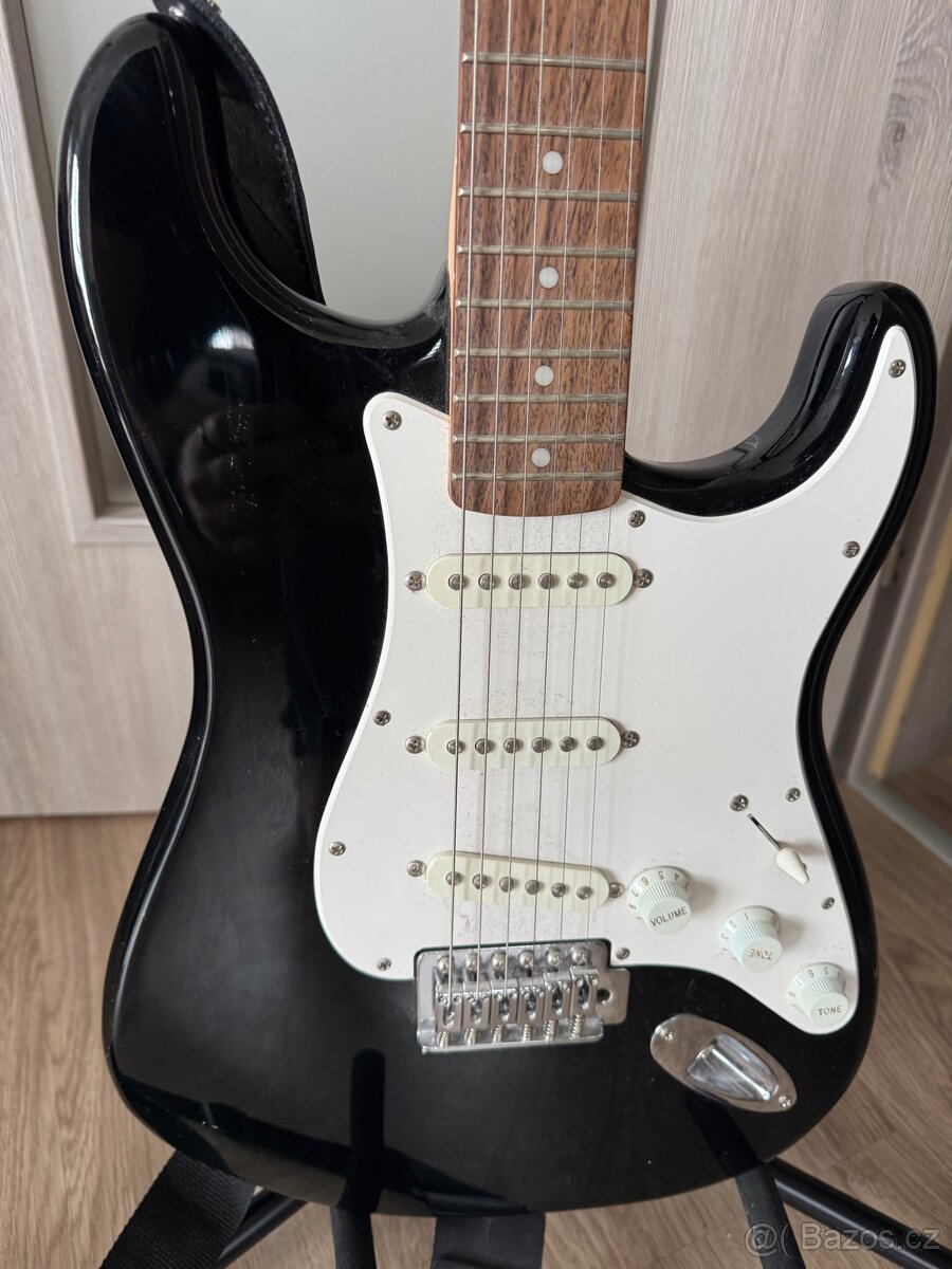 Prodám Fender Squire Stratocaster - 2