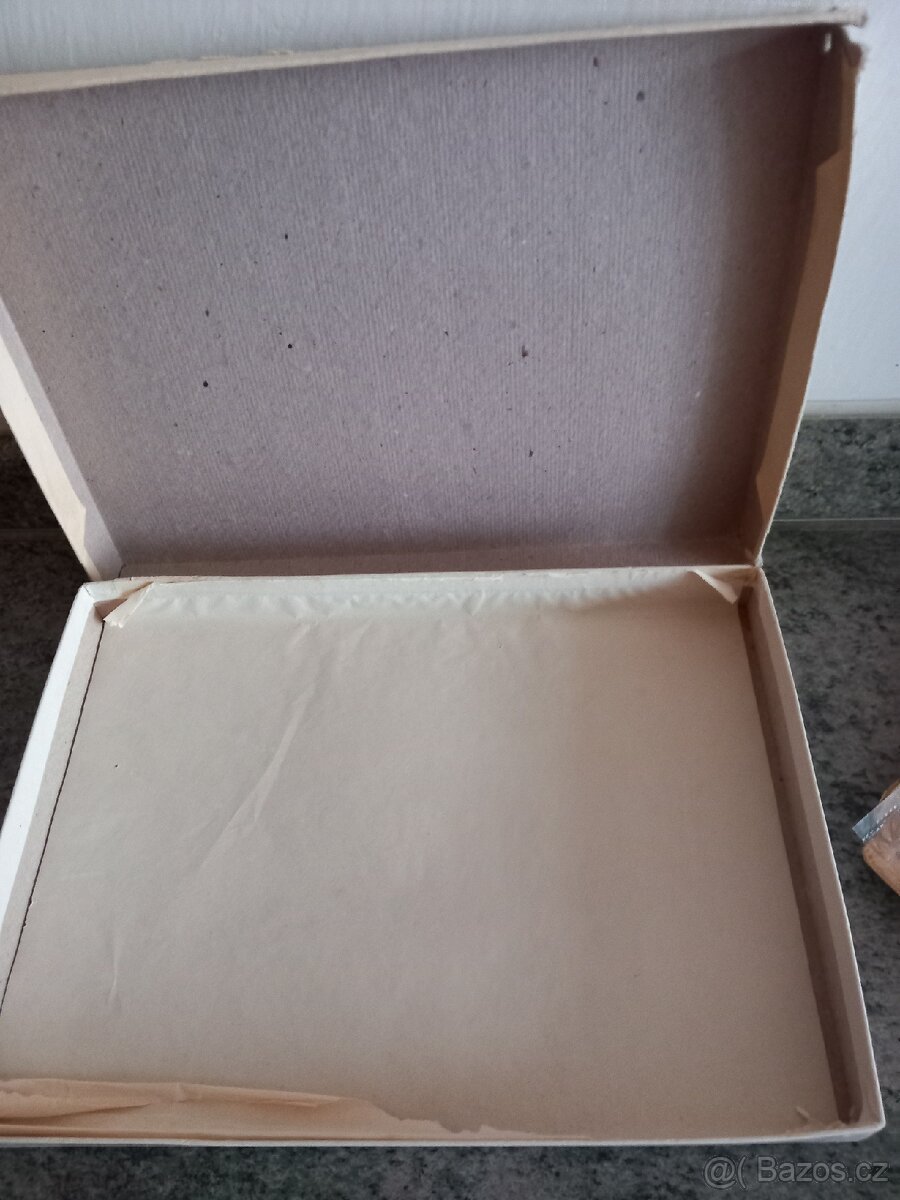 Stará sběratelská krabička - 2