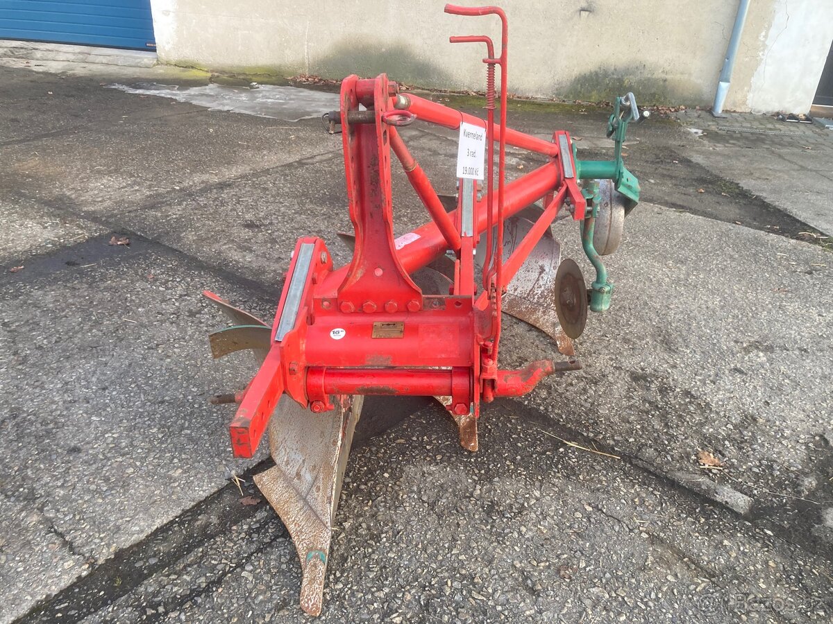 Pluh trojradličný Kverneland - 2