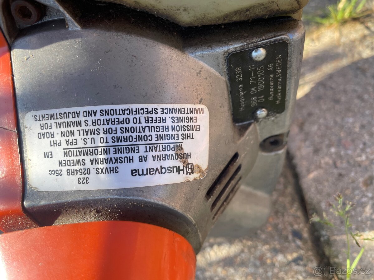Křovinořez husqvarna 323 R k opravě - 2