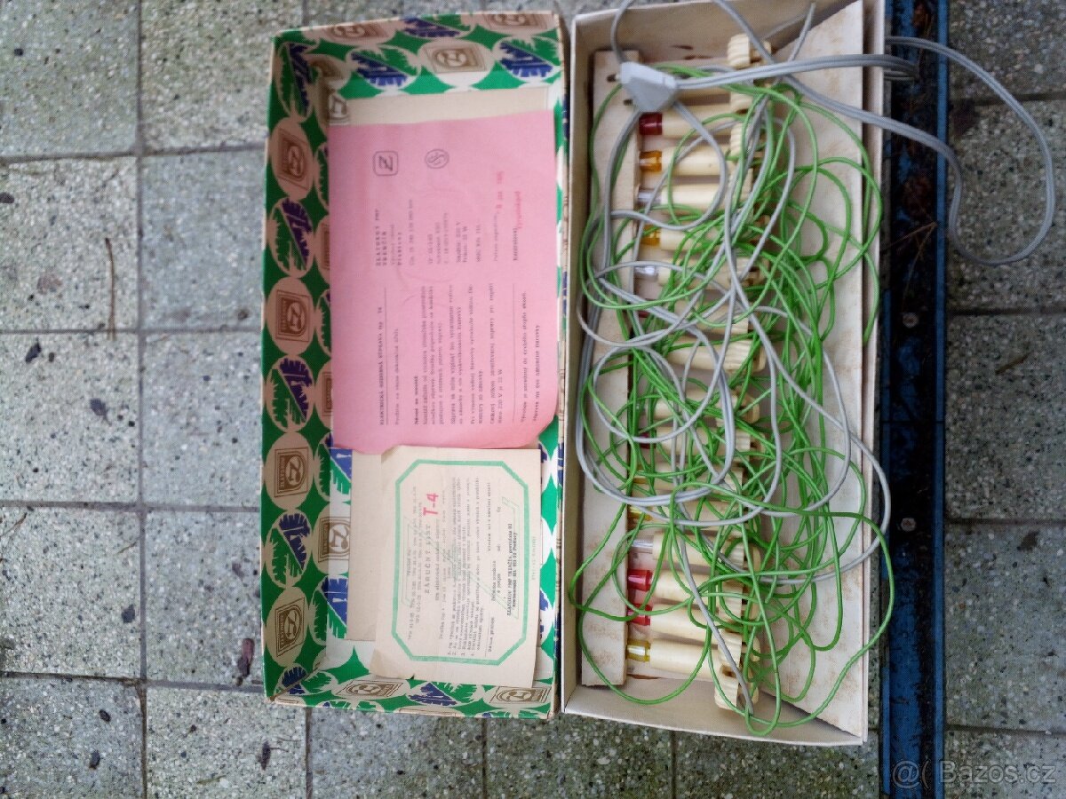 VÁNOČNÍ OSVĚTLENÍ - 2