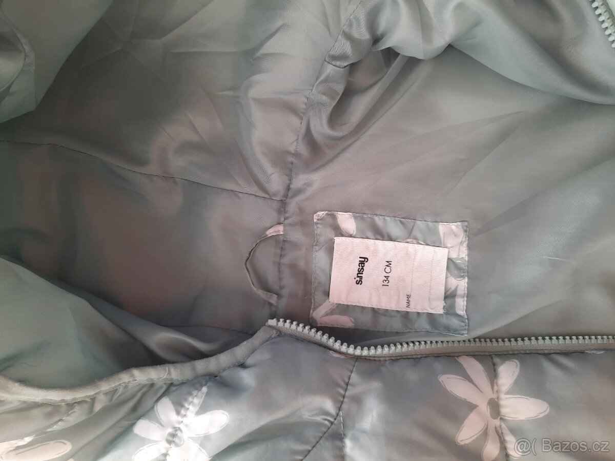 Dívčí bunda vel. 134 - 2