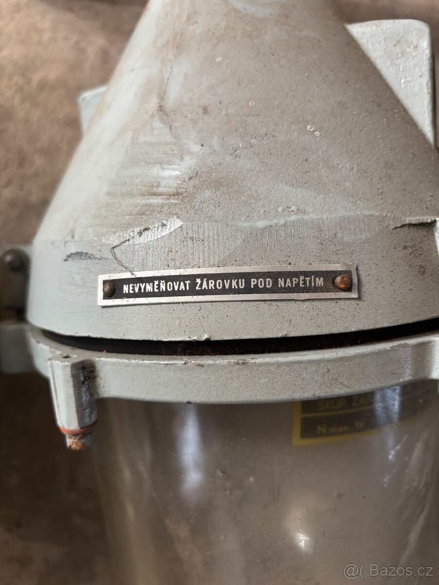 Prodám světla, stará, průmyslová, - 2