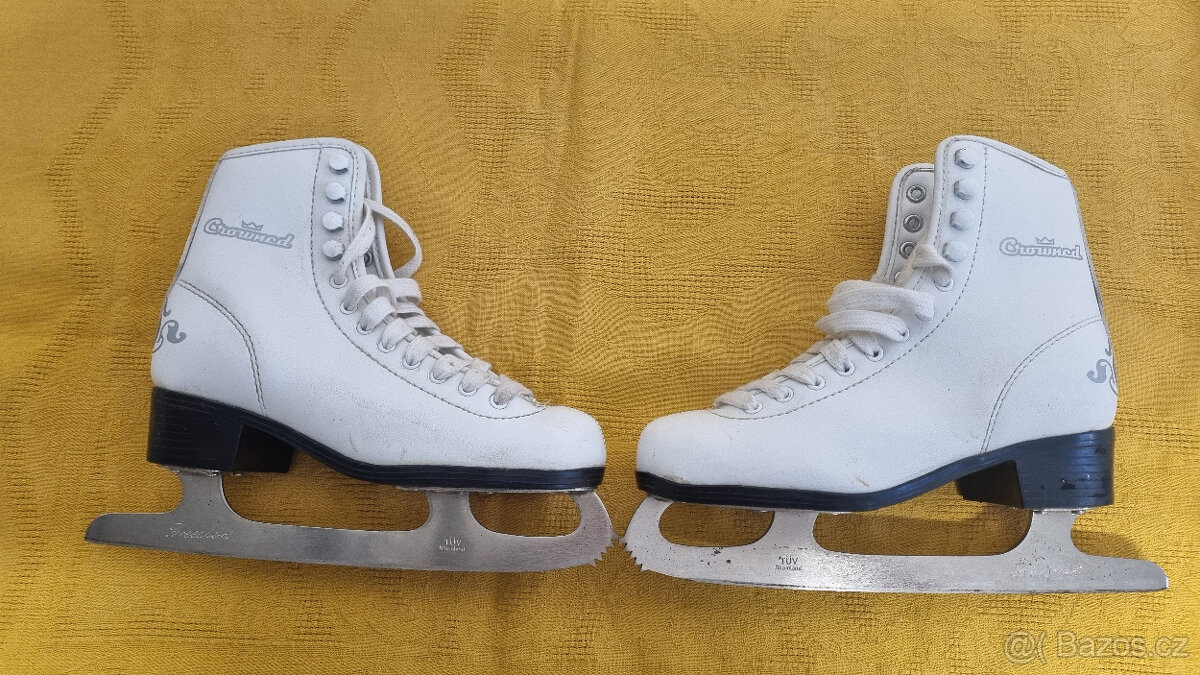 Dívčí brusle 36 - 2