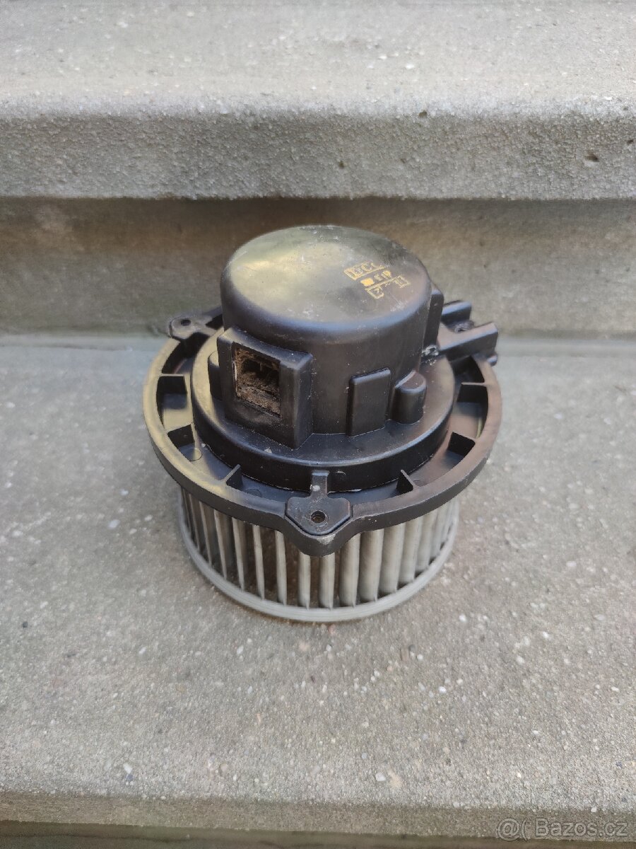 Kia Sportage I ventilátor topení - 2