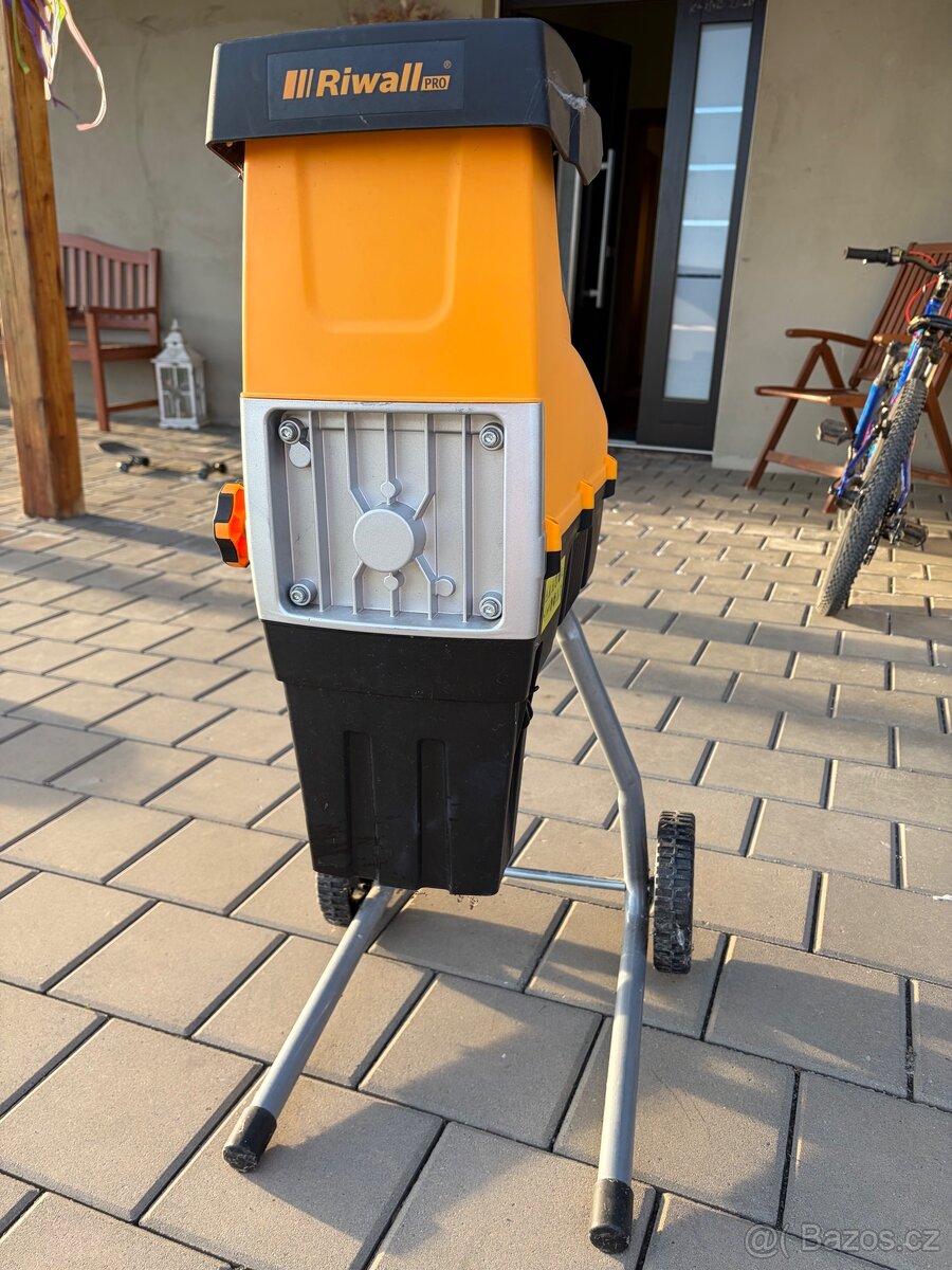 Štěpkovač Rivalk Pro - 2
