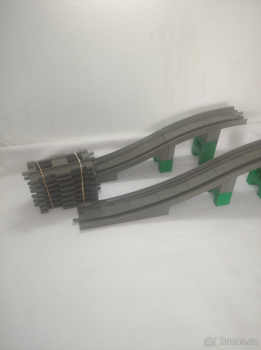 Lego duplo 2738 Železniční most se zelenými podpěrami - 2