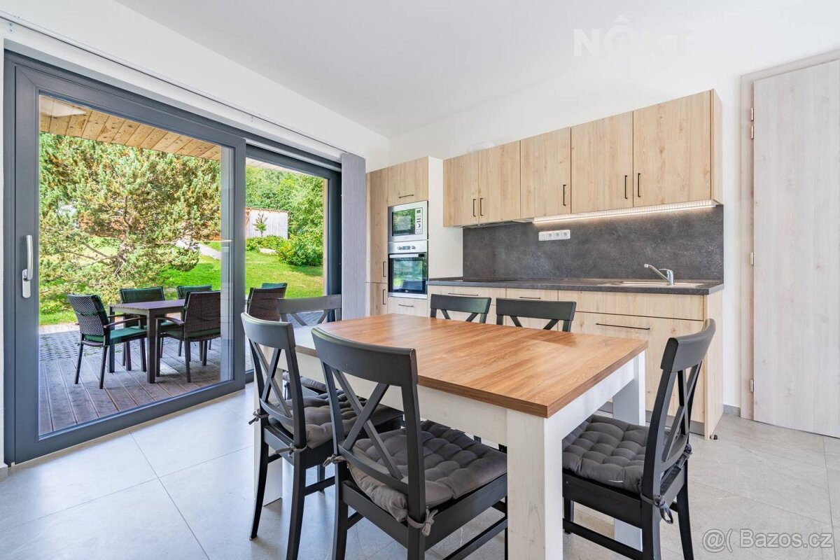 Prodej Vícegeneracní dům, 208㎡ - 2