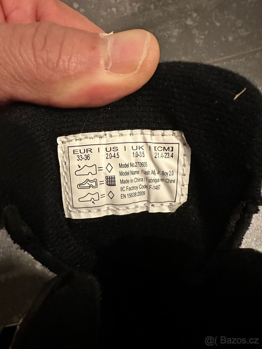 Brusle Tecnopro Flash skoro nove velikost 33-36 roztahovaci - 2