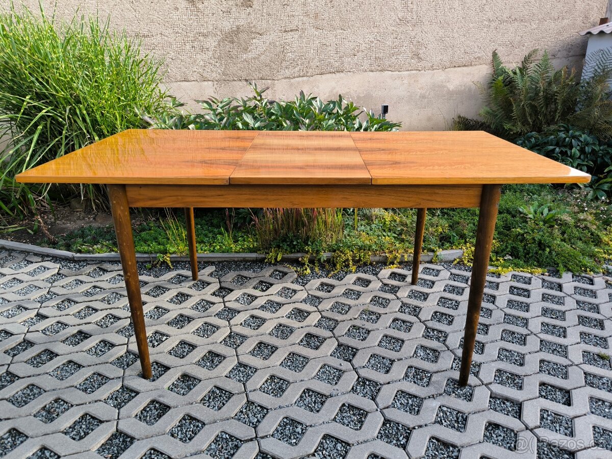 Retro jídelní rozkládací stůl Mier Topolčany - 60 léta - 2