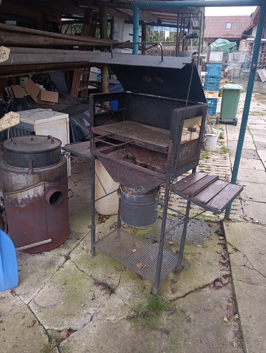 Prodám gril s kamennou deskou - 2