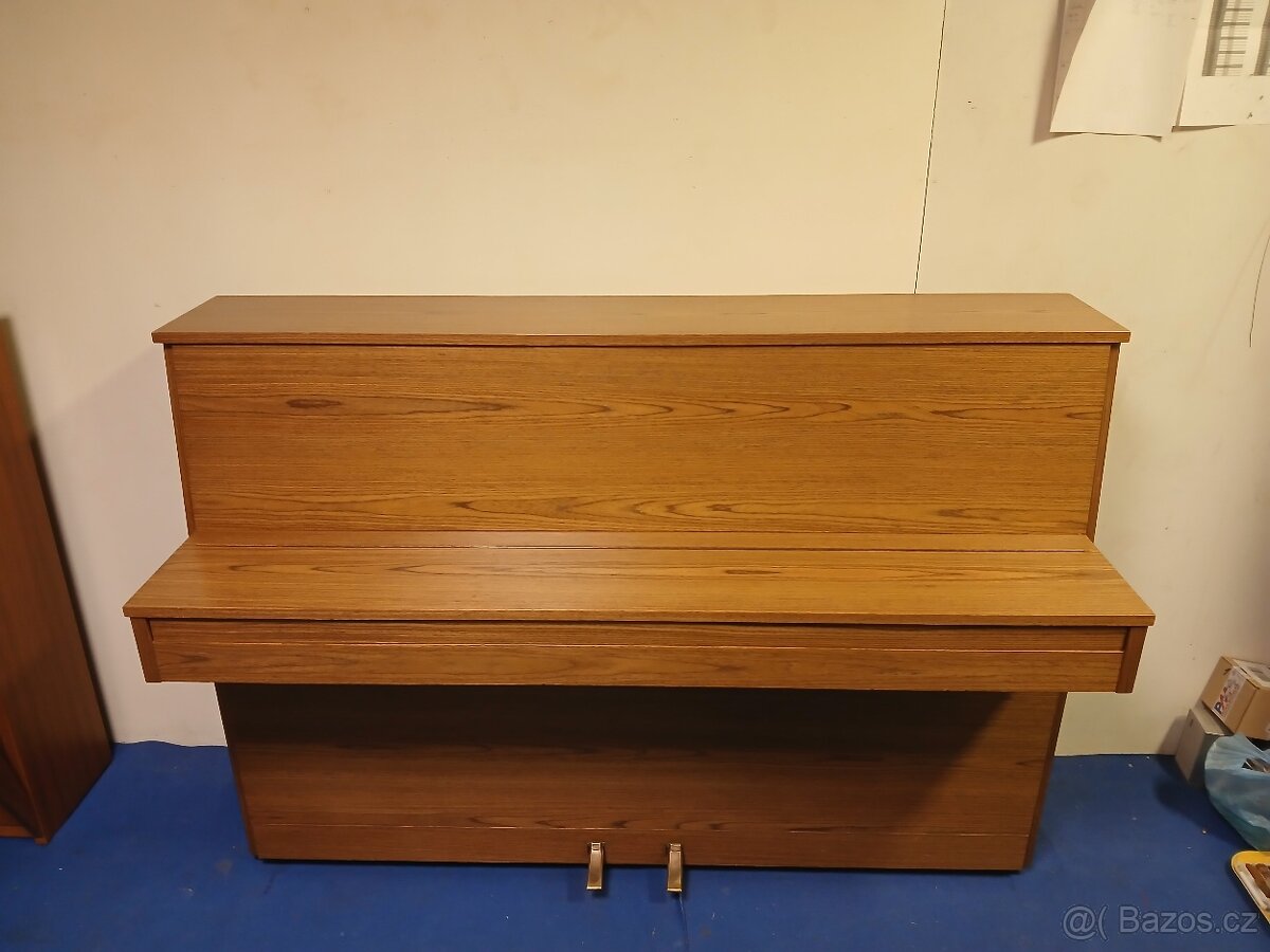 Kvalitní nehrané pianino zn. HELLAS záruka+doprava - 2