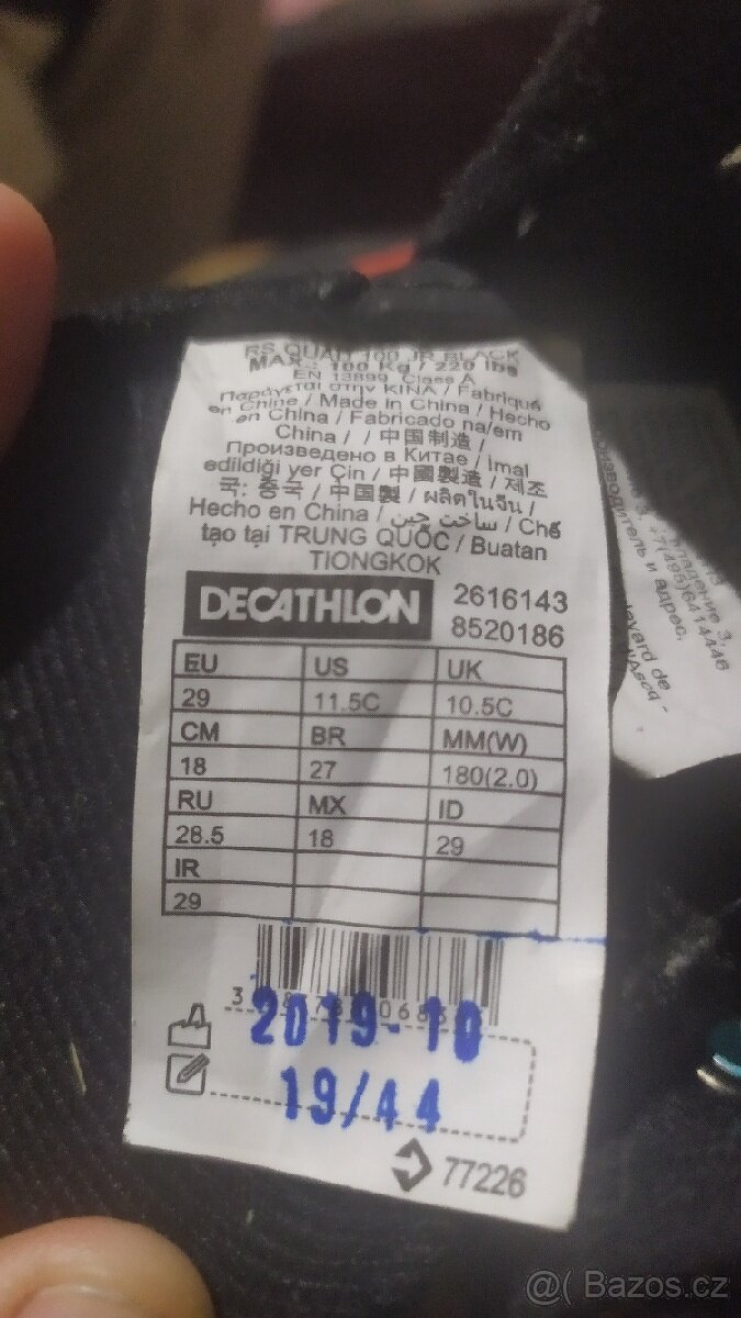 Dětské brusle velikost 29 na čtyř kolečkách. - 2