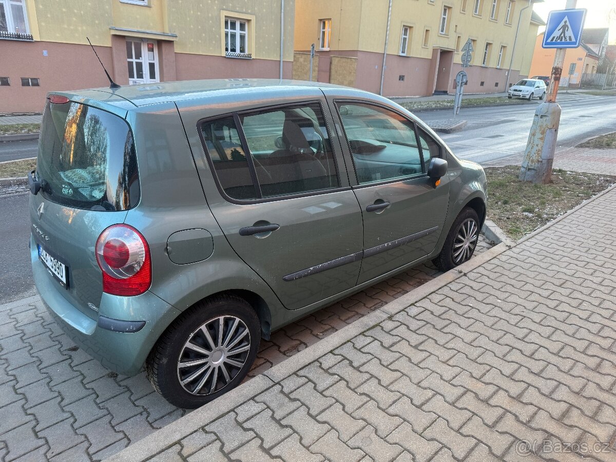 Renault Modus - 2