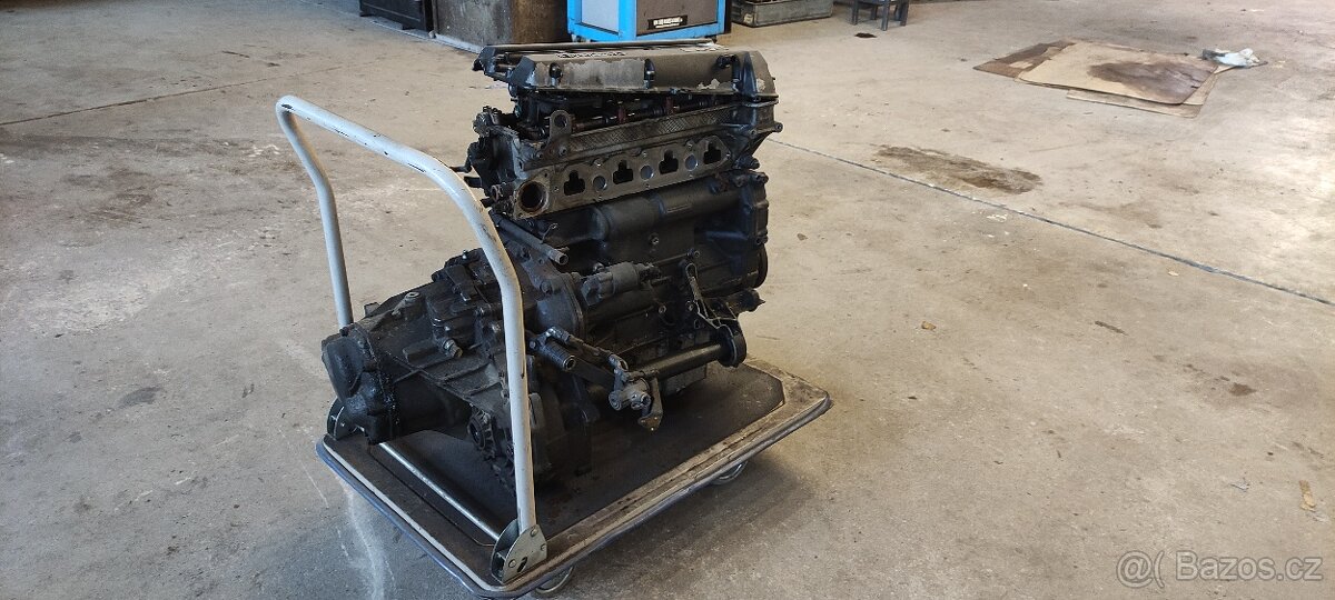 Saab 9-5 2.0 Turbo motor B205E - 2