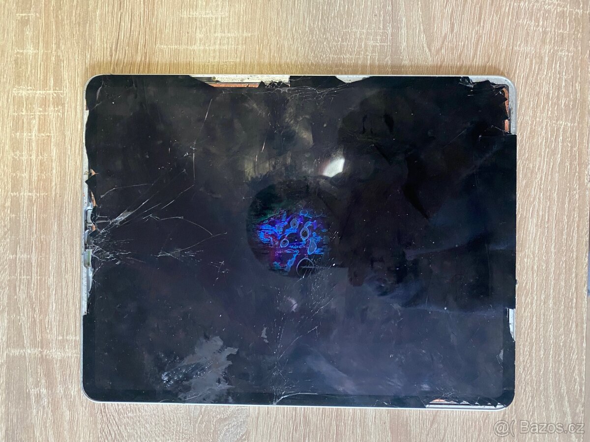 iPad Pro 12,9 6gen. 2022 - 2