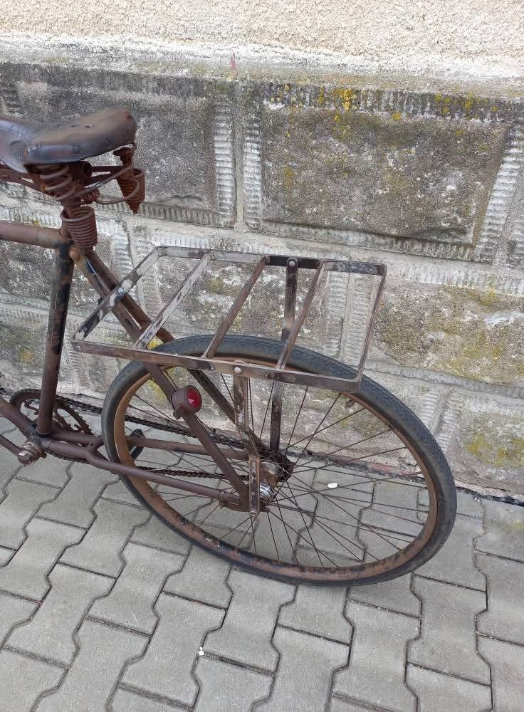 Historické kolo- nosiče - 2