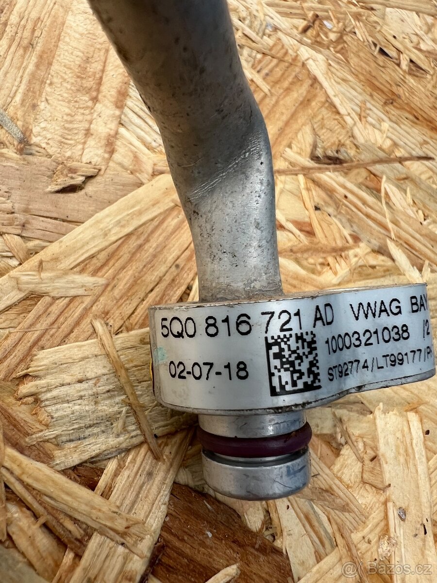 Trubka klimatizace 5Q0816721AD - 2