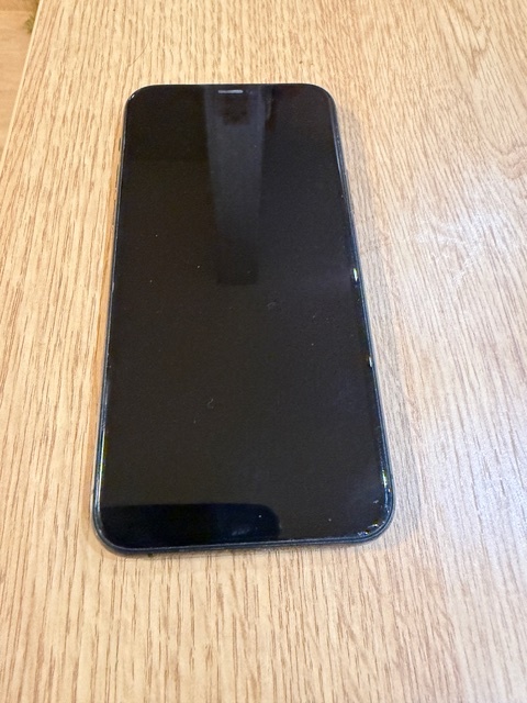 Apple IPHONE 11 PRO 64 GB - 2