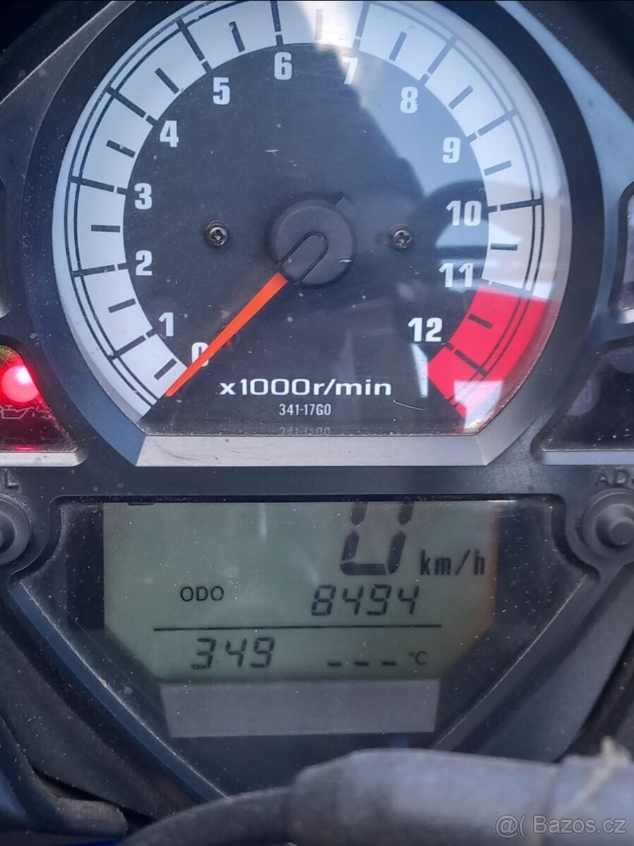 Suzuki SV650S modrá - 2