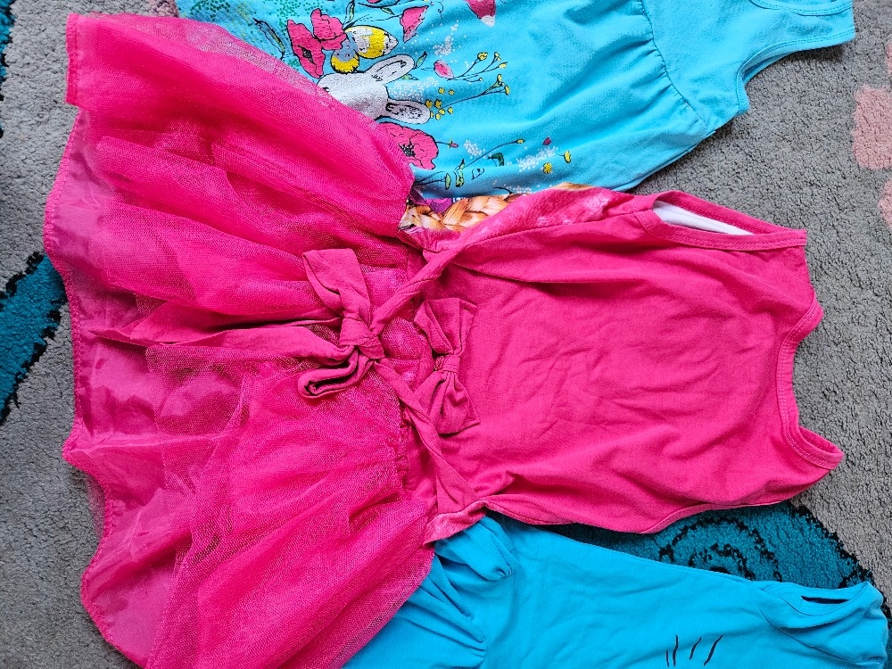 Šaty 3x vel. 110 - 2