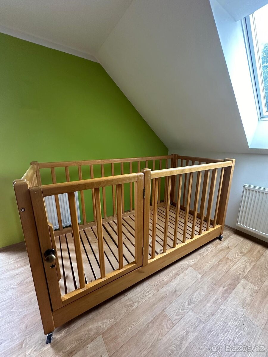 Postel pro hendikepované s ohrádkou - 2