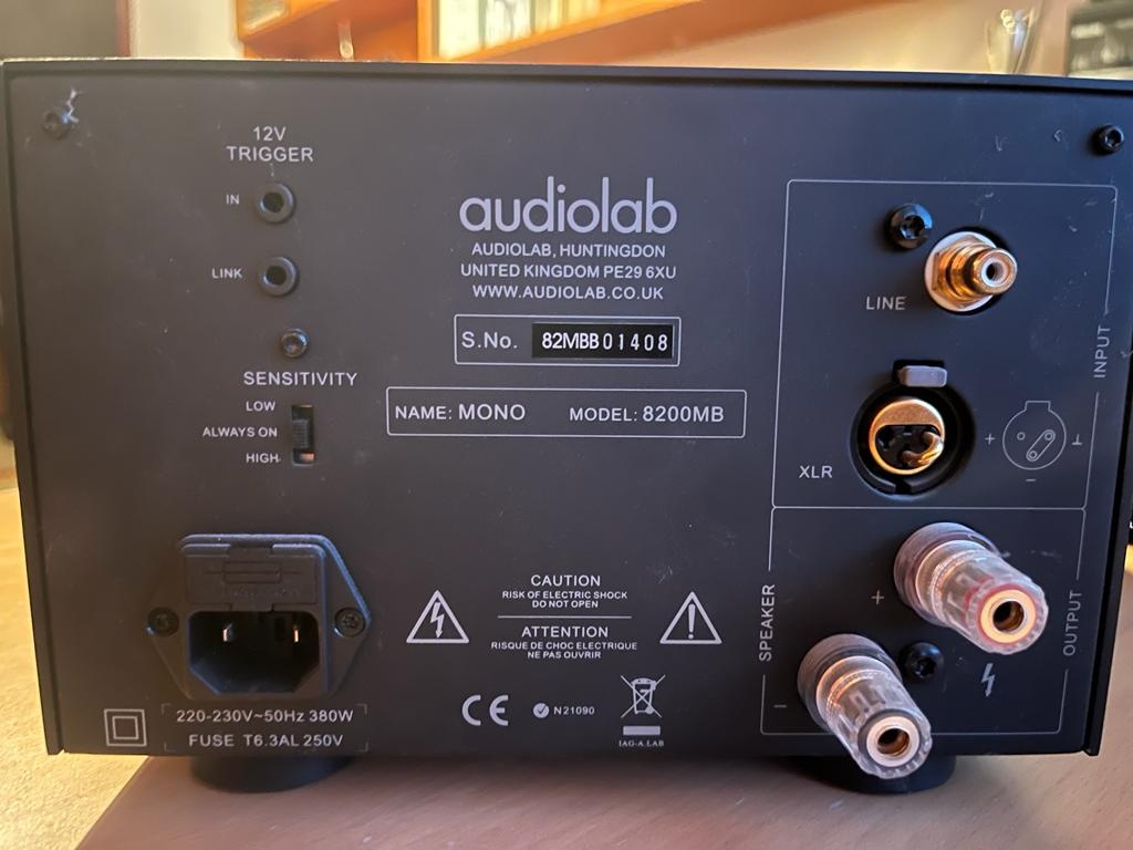 Mono zesilovač AUDIOLAB 8200 MB - 2