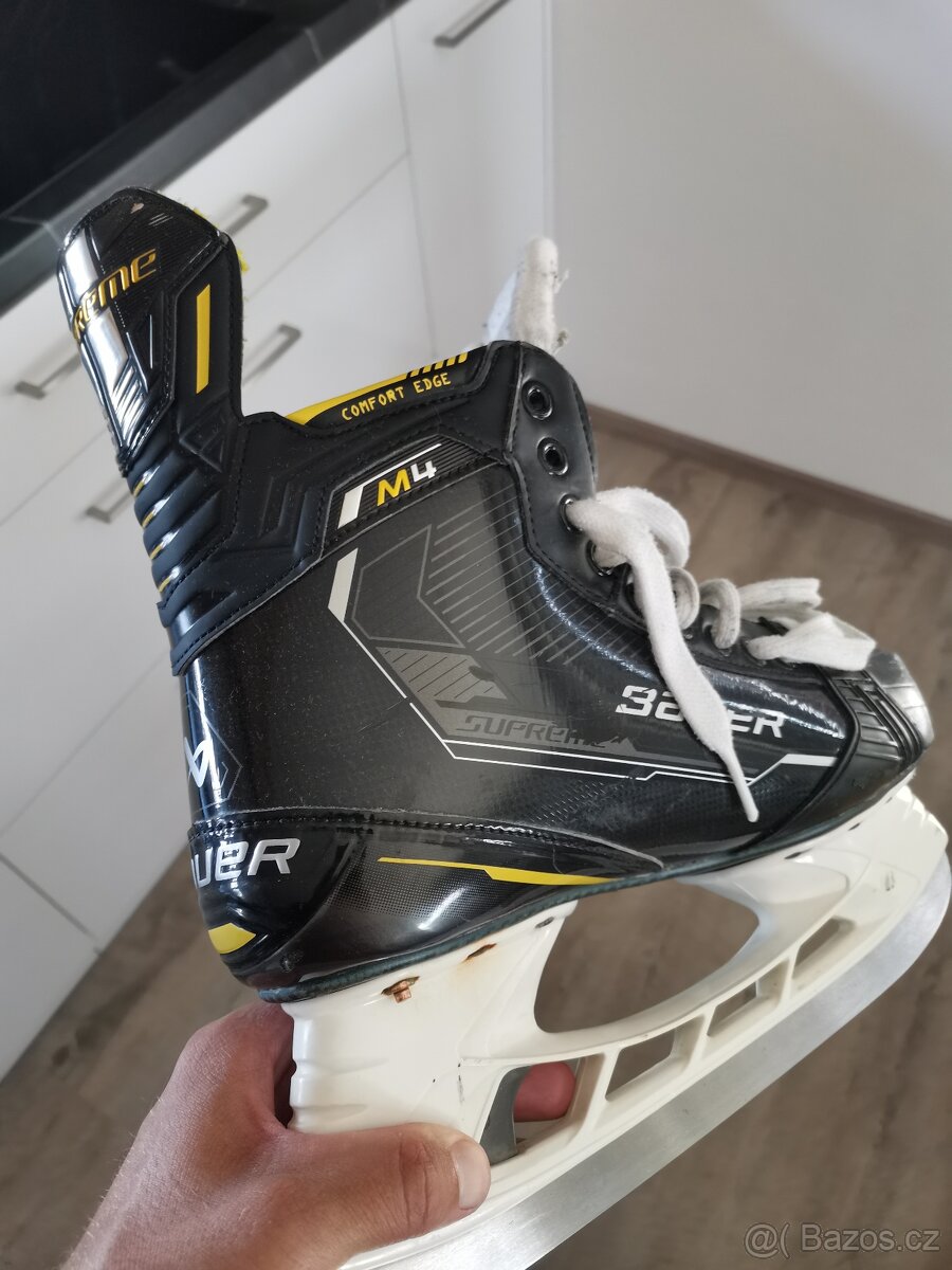 Hokejové brusle - 2