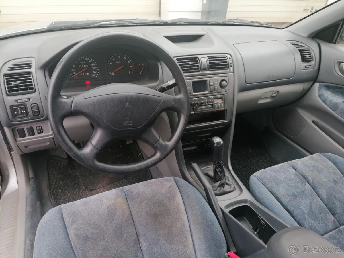 Mitsubishi Galant 2.0 i - 2