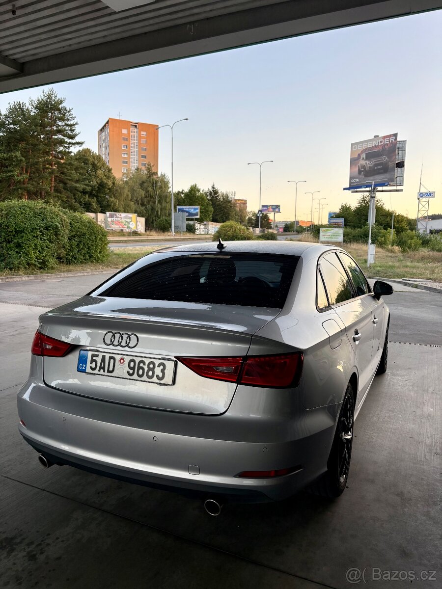 Audi A3 limusine S-line - 2