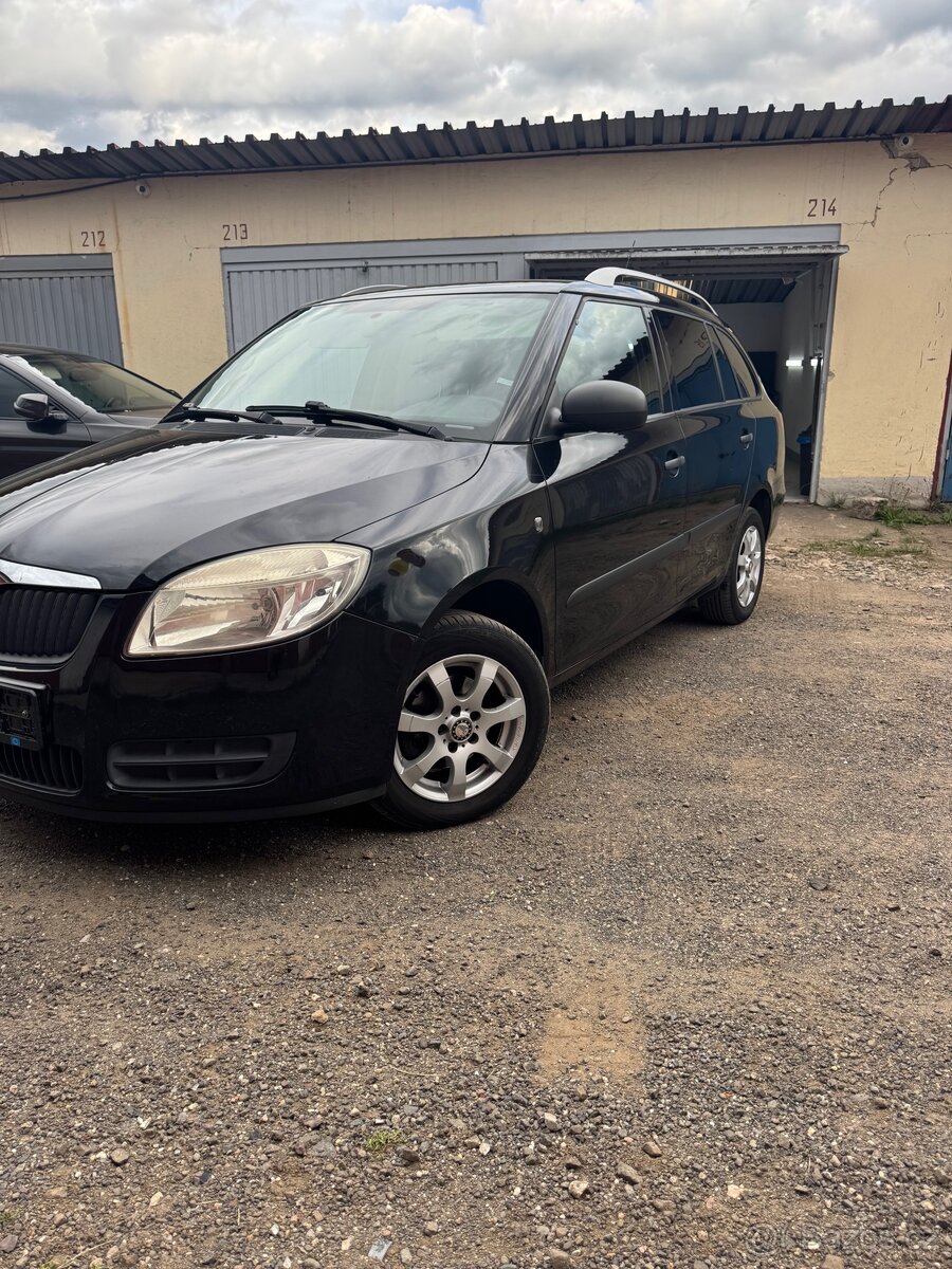 Škoda Fabia 2 - 2