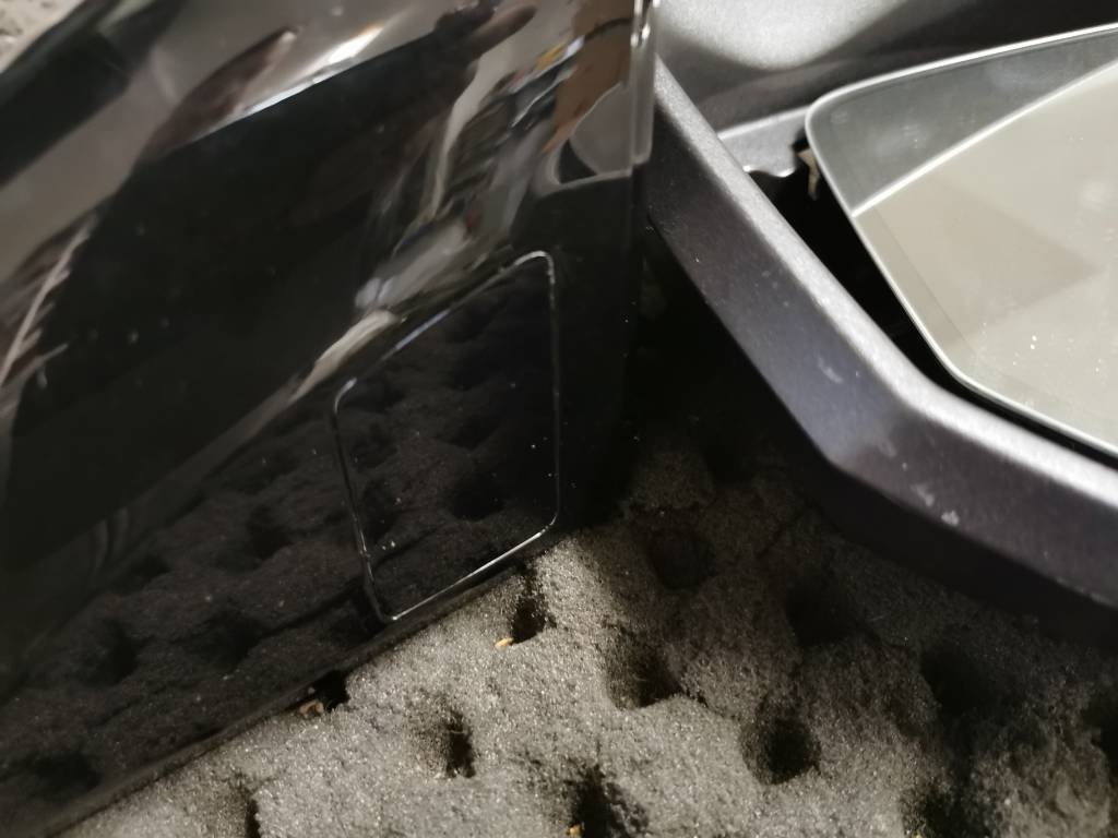 AUDI Q8 PRAVE ZRKADLO - 2