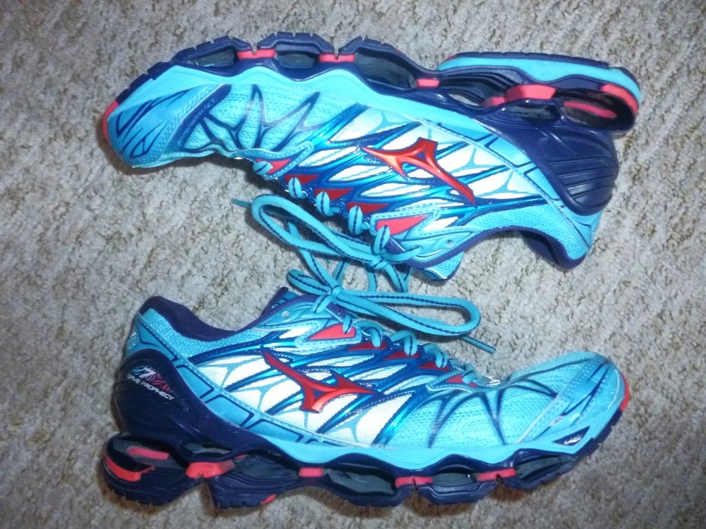 MIZUNO - běž.boty - 2