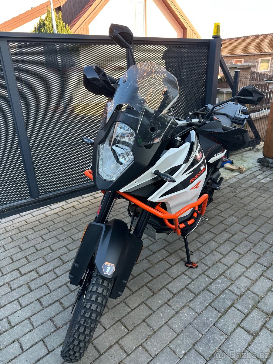 KTM 1090 Adventure R