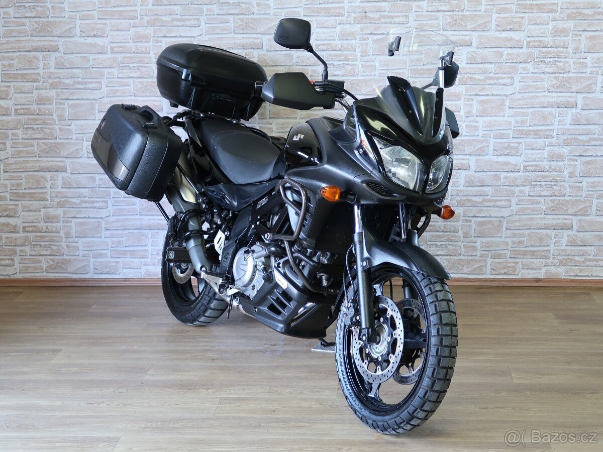 Suzuki DL650 V-Strom ABS původ ČR, bohatá výbava