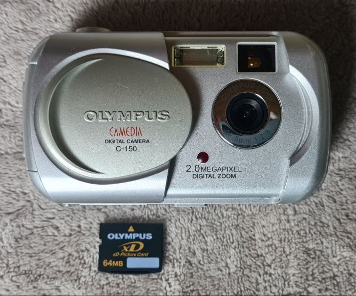 Digitální fotoaparát Olympus Camedia  C150 - 2