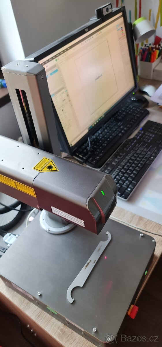 NOVÝ LASEROVÝ FIBER GRAVÍROVACÍ STROJ NA KOV A JINÉ 20W - 2