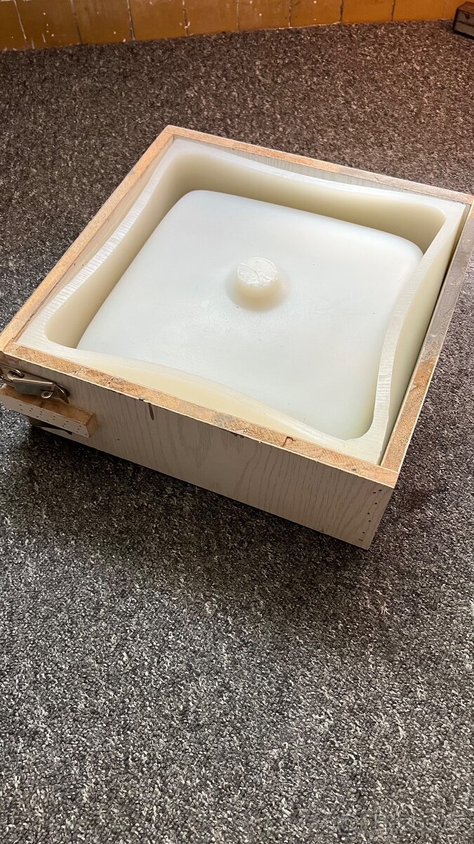 Silikonová forma na umyvadlo - 2