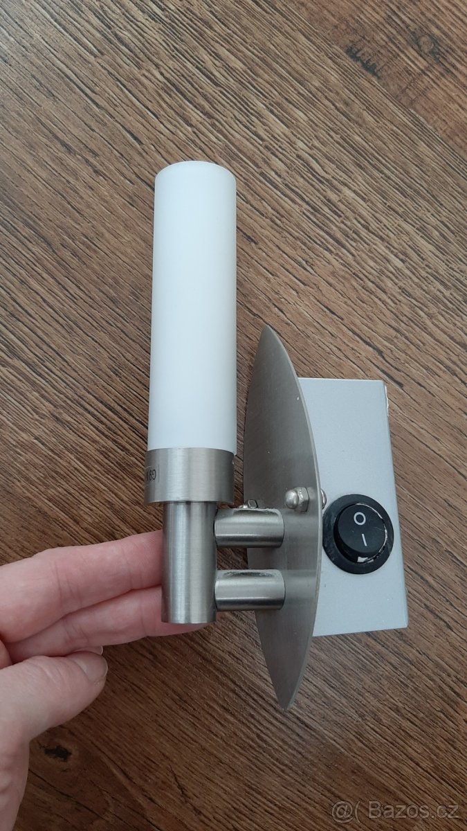 nástěnné světlo s vypínačem - 2