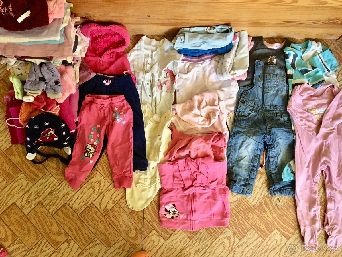 Oblečení 3-12měsíců - 2