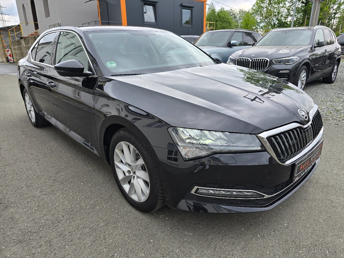 SUPERB 3 2,0TSI 200kW 4x4 DSG STYLE WEBASTO KAMERA NAVI -DPH - 2