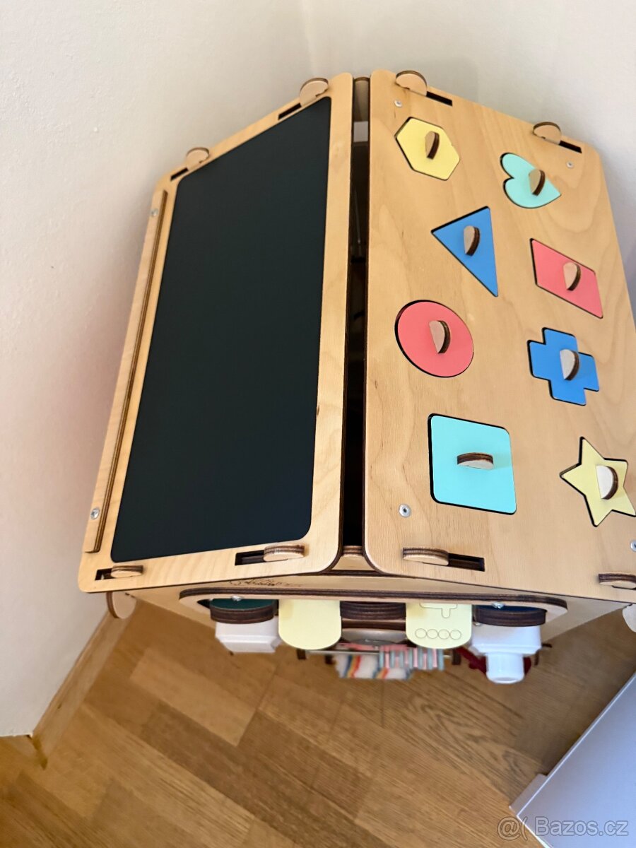 Activity board BusyKids domeček natura - 2