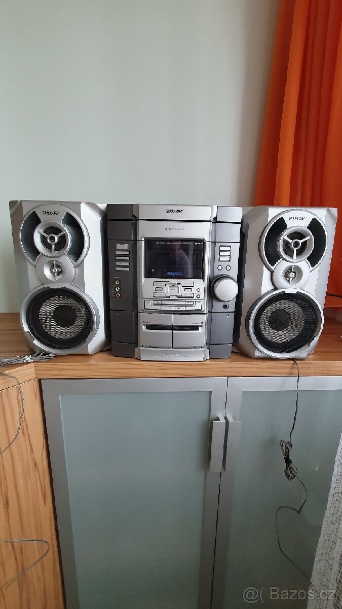 SONY věž + reproduktory - 2
