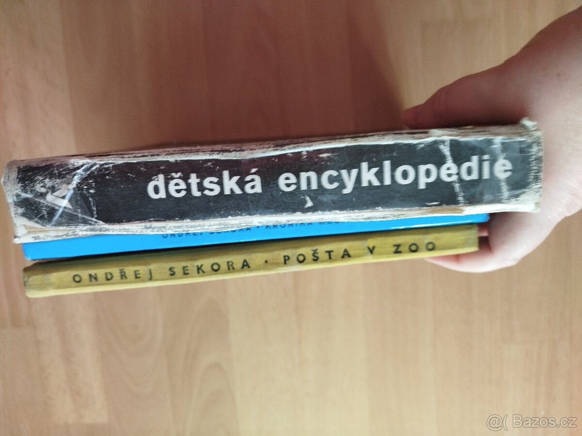 3 staré dětské knihy - 2