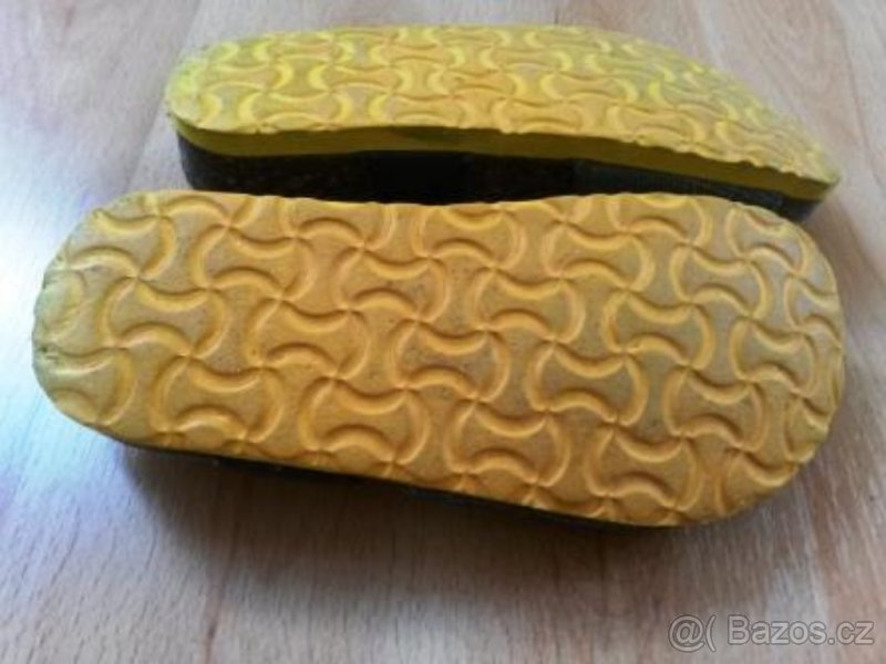 Zdravotní sandálky SMILEY WORLD- vel. 29 - 2