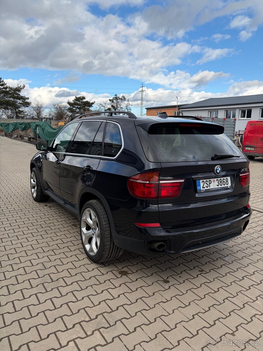 BMW X5 40d 225kw 7 míst 2011 - 2