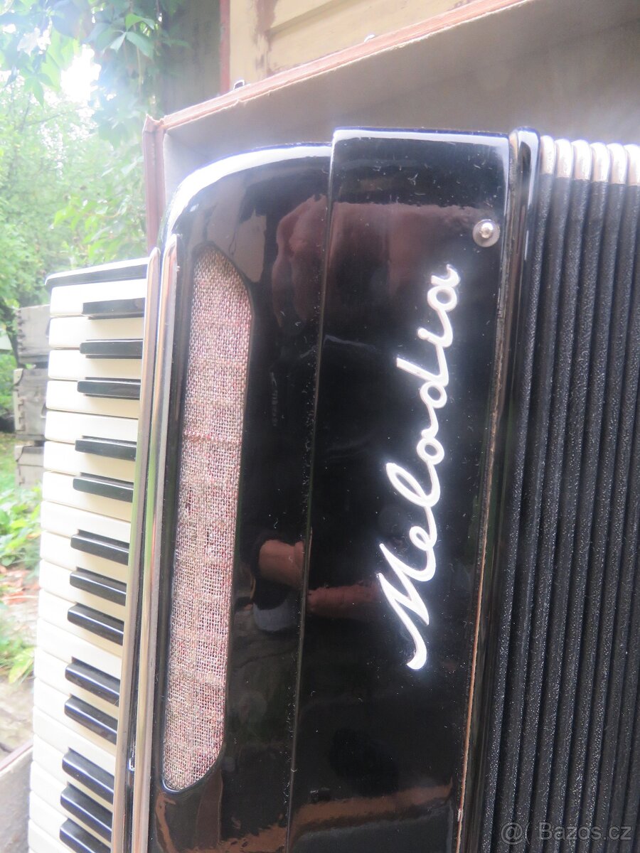 Akordeon Lignatone Melodia - 2