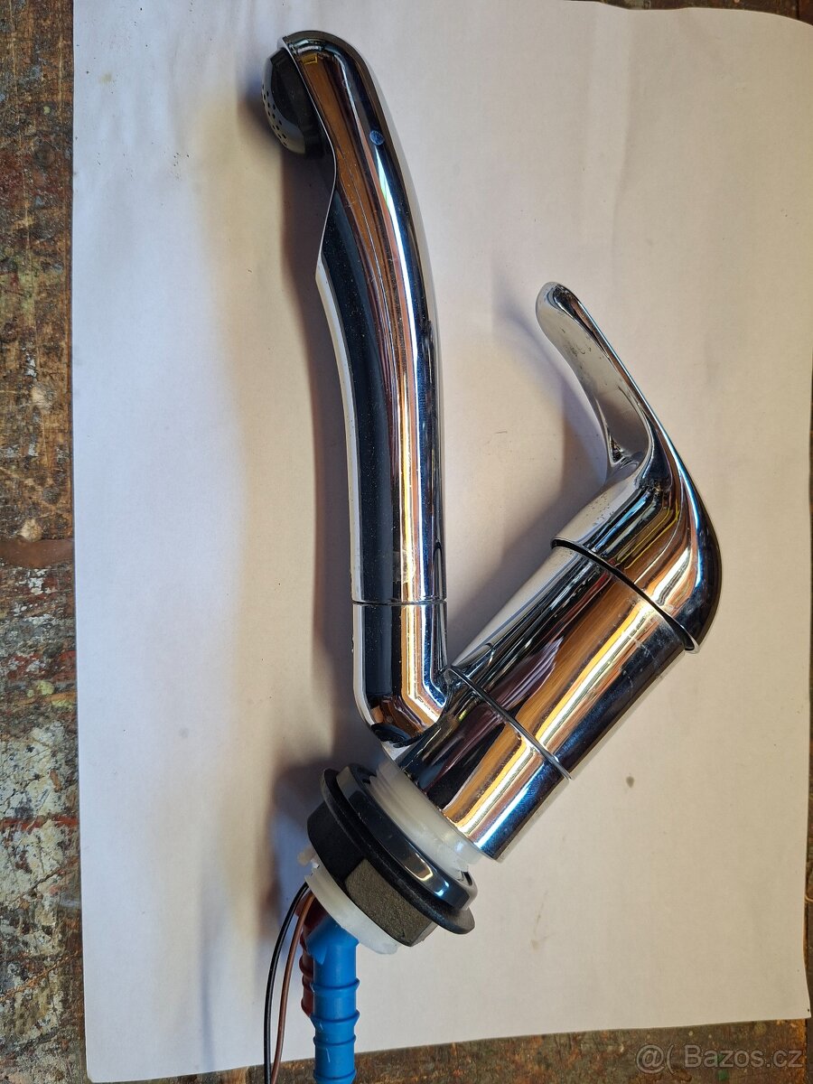 Vodovodní baterie do karavanu - 2